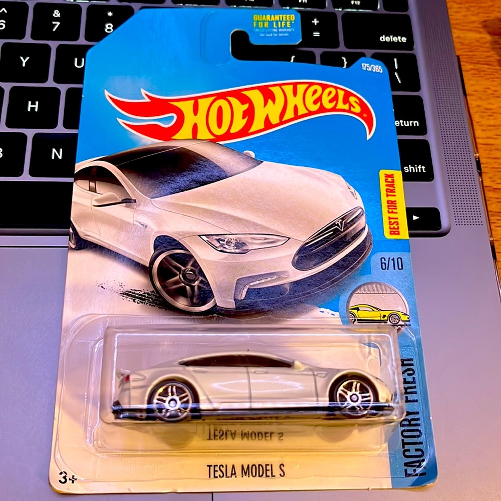 Tesla Model S 2017 Factory Fresh Hotwheels (175/365)